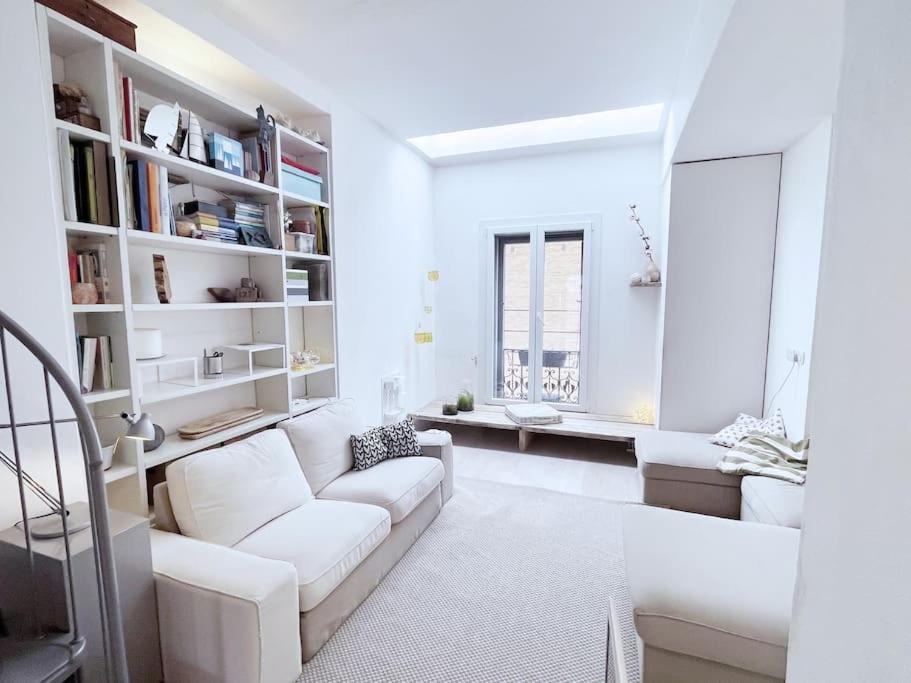 Design&Terrazzo A 5 Min Dal Centro - Laura'S House Apartment Milan Luaran gambar