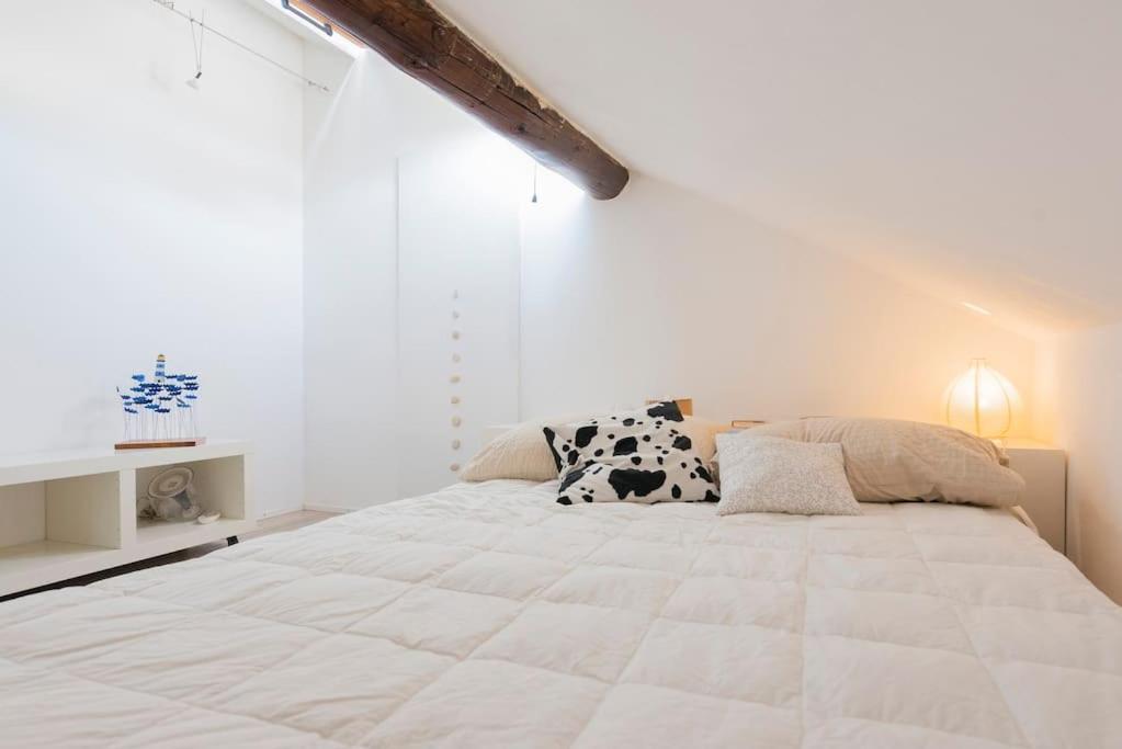 Design&Terrazzo A 5 Min Dal Centro - Laura'S House Apartment Milan Luaran gambar